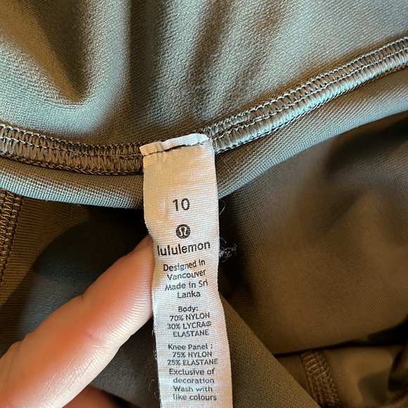 Lululemon leggings - Picture 5 of 5